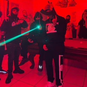 PIRAMIDES(feat. ITHAN NY, DRAKO MAFIA & JULIANNO CHIEF) (Explicit)