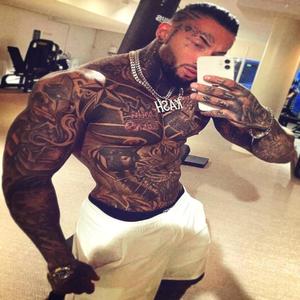 romanian final boss (feat. Dre Dice) (Explicit)