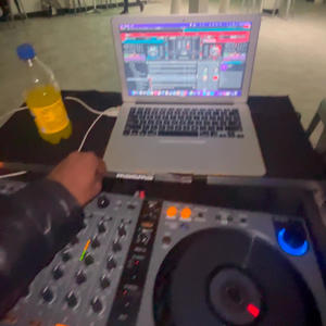 Live Recording (feat. Vybeout, Selecta Suave & Selecta Ty) (Live)