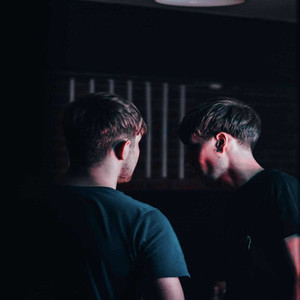 POD PRĄD (Explicit)