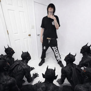 She do what i say (feat. FFA ralo) (Explicit)