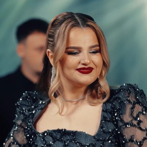 Cate fete-n toata lumea