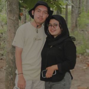 KOMANG VERSI HIP HOP