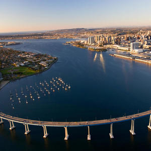 Leave me alone (Explicit)