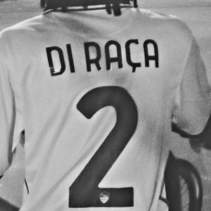 di raça (Explicit)