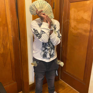 She a red bone (Explicit)