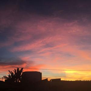 atardecer(feat. agsto) (Explicit)