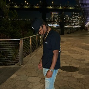 Amor Unico (feat. Jayy Jayy)