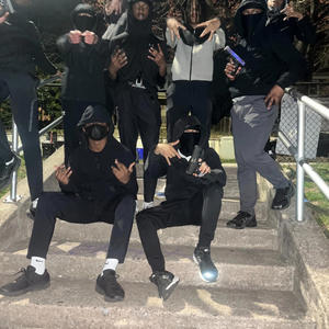 holding weight (feat. Seventeen5) (Explicit)