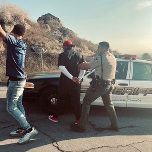 vonnreal Im Hot(feat. teezothegreat) (Explicit)