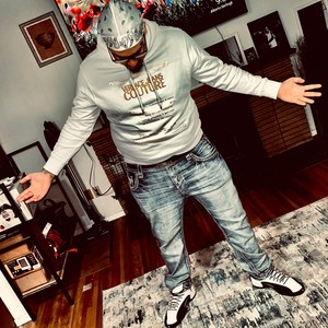 Showed love(feat. Definition 509) (Explicit)