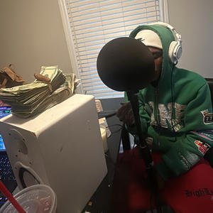 Joe biden (feat. Tay huncho blizzy Black & willieG) (Explicit)