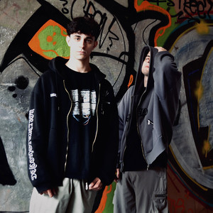 Давно в этом (feat. smurfy) (Explicit)