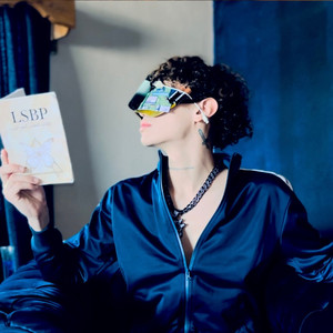 Las mentiras son gratis, están a disposición d cualquiera (Explicit)