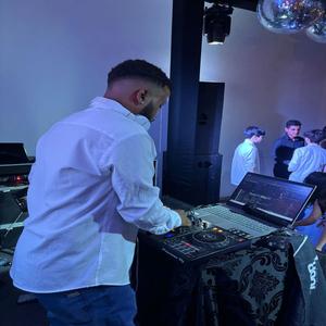 MTG (MOSTRA TUA HABILIDADE) (feat. MC MN & MC THEUZYN)