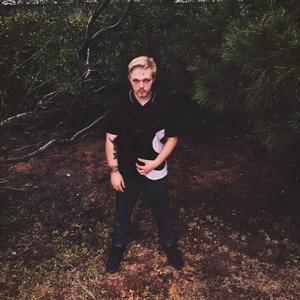 Toxic To Rich (feat. Ruztyjay) (Explicit)