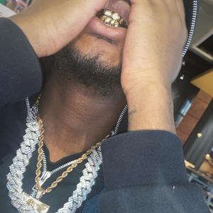 New kit (feat. Naz turnt & 706 praise) (Explicit)