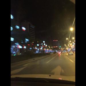 夜滨江