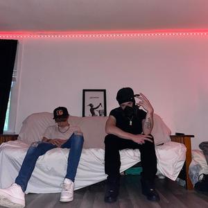 SET ALONE (feat. K4R K4R) (Explicit)