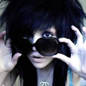 Berzerk (bass boosted) (Explicit)