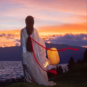 天若有情 (只身回望太匆匆)