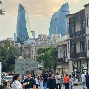 Баку под Кайфом (feat. Xose Bernardo & Atash)