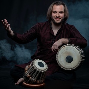 Dancing Clouds(feat. Nabeel Khan)