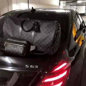 rich (feat. r8venge) (Explicit)