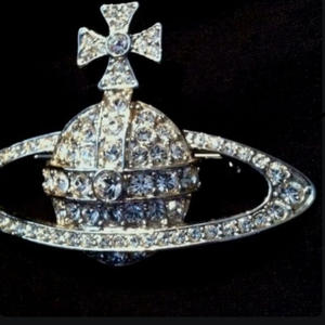 RUNAWAY (feat. Anonymous)