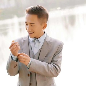 谁做了爱情的逃兵 (伴奏)