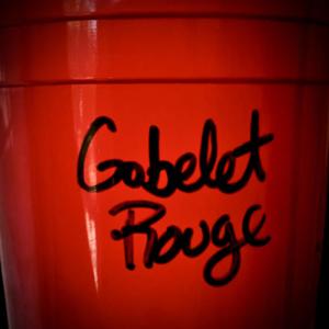 Gobelet rouge (Explicit)