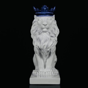 ROYALTY (Radio Edit)
