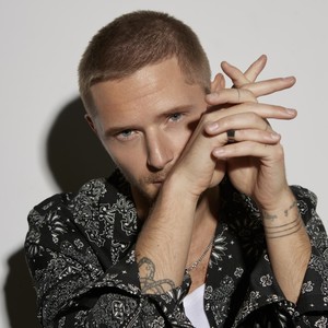 Люби меня, люби