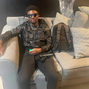 Babygirl (feat. Liyokos) (Explicit)