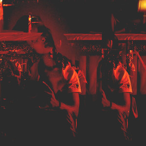 Buss It X4 (Explicit)