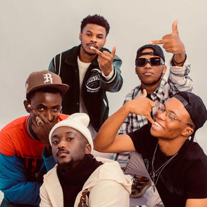 eSlarheni (feat. J tyler) (Explicit)