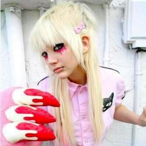 gloomy bear pillow (feat. vxgore) (Explicit)