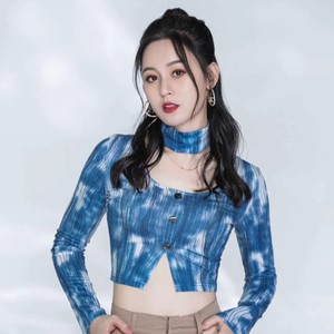 唐艺 - 打卡长沙 (伴奏)