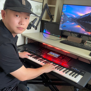 你看你看月亮的脸-世海