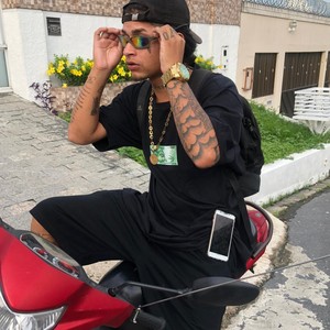 Moda (Explicit)