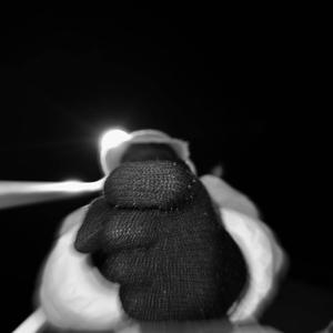 Noir (feat. Kenio) (Explicit)