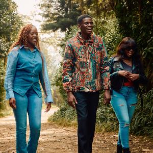 UMENIPENDELEA (Viva Music) (feat. Stacy muhita nyambura & Mercy wanjiru luvable)