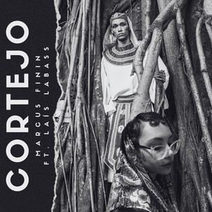 Cortejo (feat. Laís LaBass)