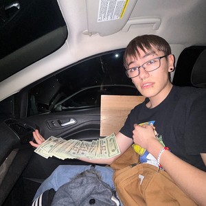 TVLKIN' SH1T (Explicit)