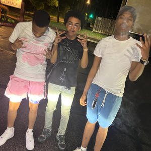 Young & turnt (feat. YLL Hani & Baby Reckless)