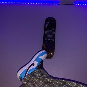 pastlife! (feat. tenxzl) (Explicit)