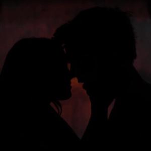 LUCES ROJAS (Explicit)