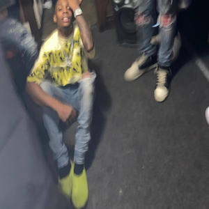 Play crazy (feat. Glizzy trey) (Explicit)