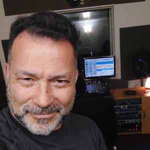 Corazones alados (feat. Fabian Diaz)