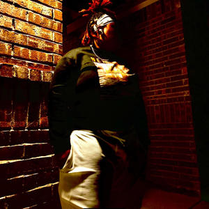 floating (feat. Yii)